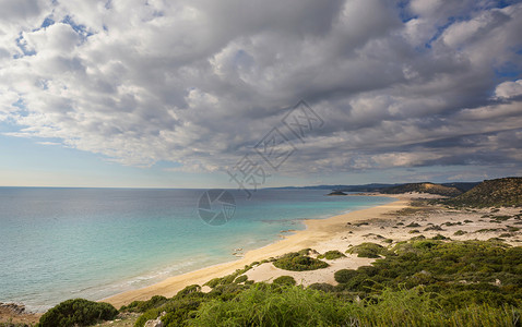 基布兹塞浦路斯北部美丽的海滩背景