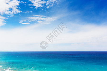 空蓝的大海蓝天图片