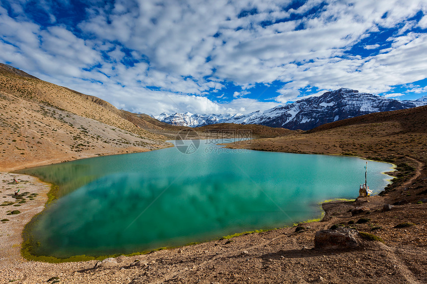 喜马拉雅山的丹卡尔山湖丹卡尔,斯皮蒂山谷,希马哈尔邦,印度喜马拉雅山的丹卡尔湖图片