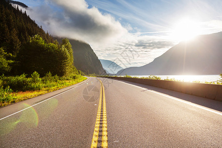 山上风景优美的道路旅行背景老式过滤器冒险高清图片素材