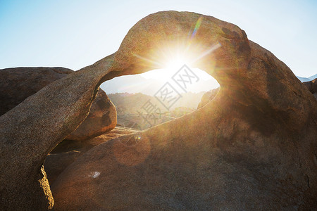 寻常的石头阿拉巴马丘陵,加利福尼亚,美国图片
