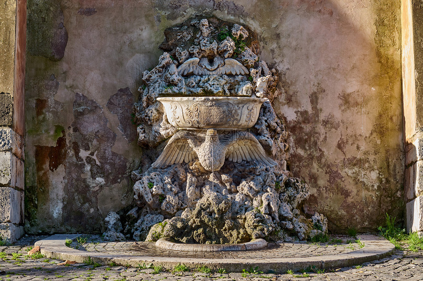 意大利罗马橙色花园的喷泉图片