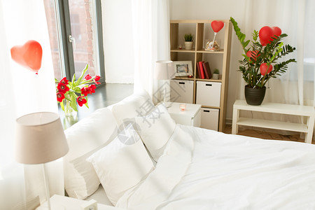 舒适,室内浪漫的约会舒适的家庭卧室装饰情人节舒适的卧室装饰情人节图片