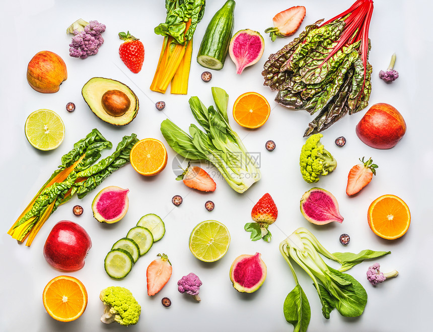 各种水果,浆果蔬菜白色背景,顶部视图食物平躺着健康的生活方式图片