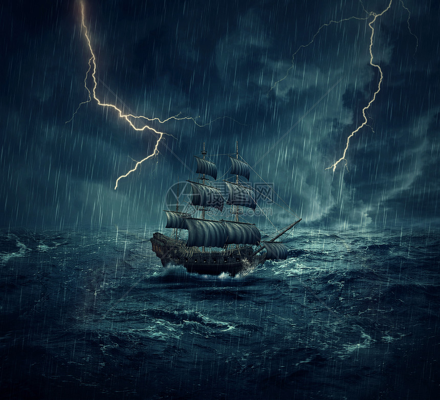 老式的,旧的帆船雨中迷失海洋中,暴风雨的夜晚,天空中闪电冒险旅程图片