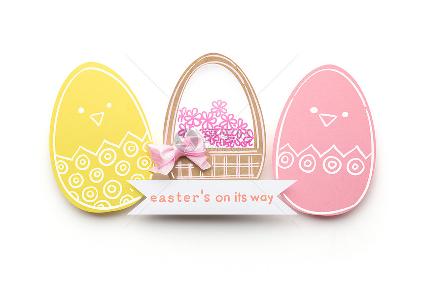 创意复活节照片的鸡蛋篮子由纸张白色背景图片
