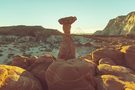 砂岩地层美国犹他州的砂岩地层图片
