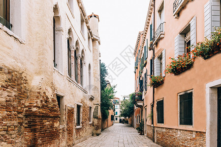 意大利旧威尼斯街道的旅游路线图片