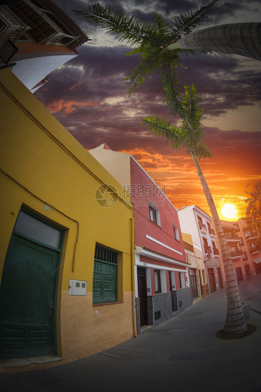 拉克鲁兹港岛上五颜六色的房子波多黎各图片