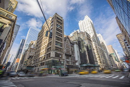 曼哈顿的街道长长的摩天大楼纽约,美国曼哈顿的街道城市高清图片素材