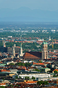 城市俯瞰图奥林匹克塔奥林匹克塔俯瞰慕尼黑中心慕尼黑,巴伐利亚,德国慕尼黑的鸟瞰慕尼黑,德国背景