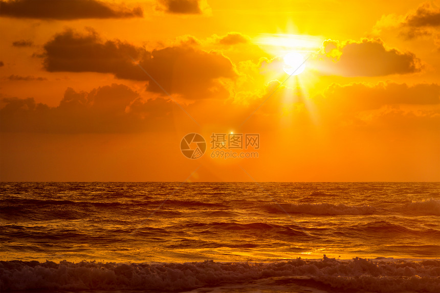 巴加海滩的海洋日落印度果阿巴加海滩的日落果阿图片