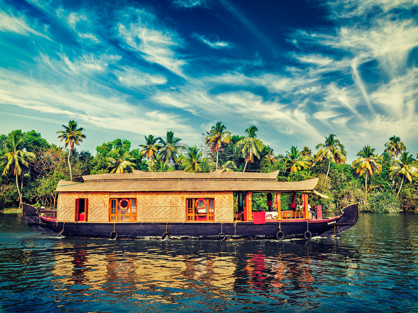 旅行旅游喀拉拉背景复古效果过滤时髦风格的形象,游艇喀拉拉背水喀拉拉邦,印度印度喀拉拉背水上的游艇图片