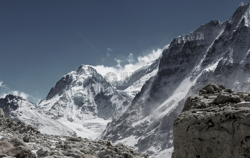 风景优美的山景,坎陈琼加地区,喜马拉雅山,尼泊尔图片