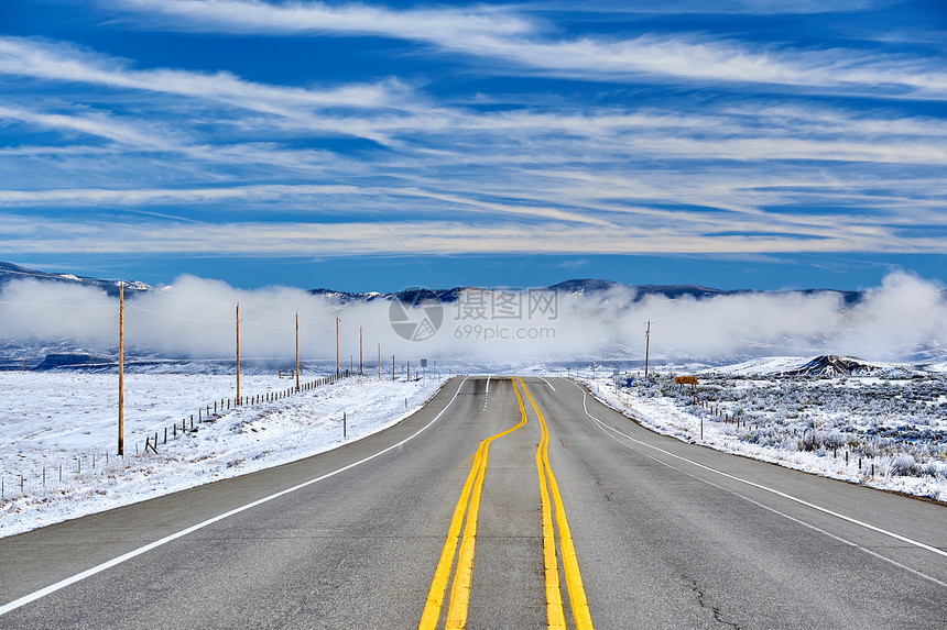 季节变化,次雪沿公路科罗拉多州,美国图片