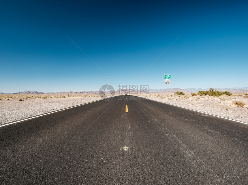 美国内华达州沙漠开放公路图片