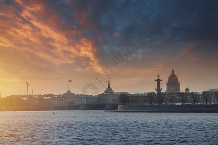 瓦西里耶岛的唾沫彼得堡俄罗斯图片