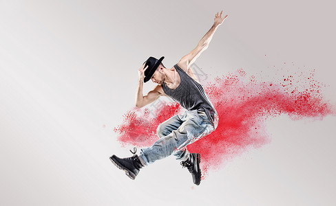 红粉中嘻哈舞者的图片图片