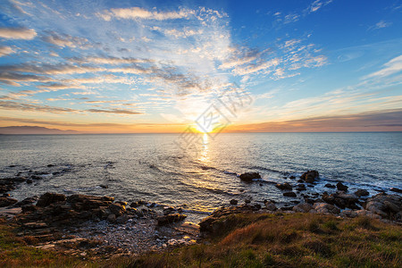 美丽的彩色日落海边适合壁纸背景图像背景图片