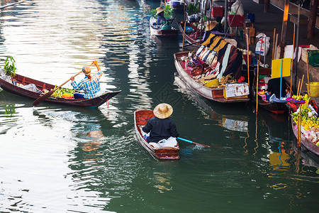 泰国的浮动市场高清图片
