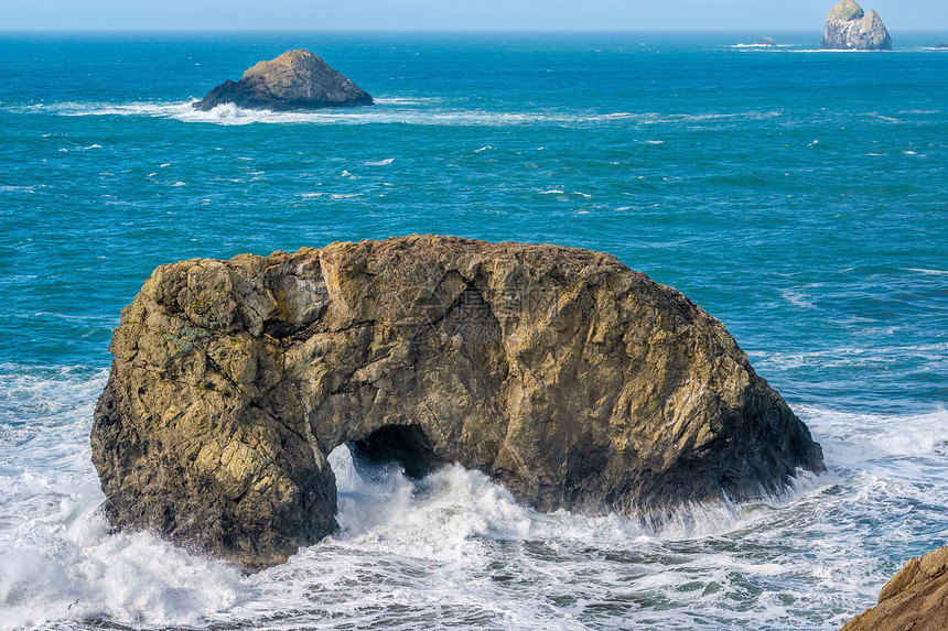 美国太平洋海岸景观,拱形岩石,俄勒冈州图片