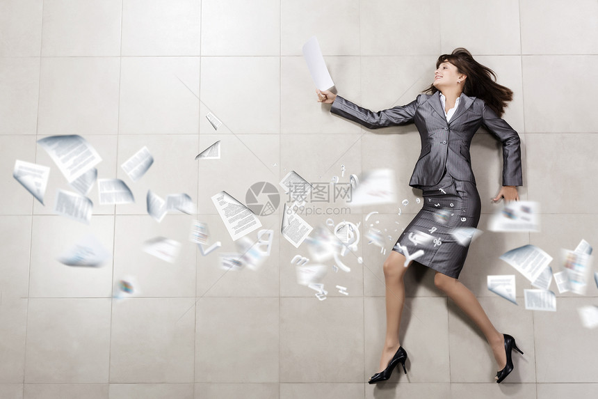 女秘书商业妇女手里着文件跑的趣形象图片