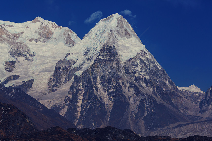 风景优美的山景,坎陈琼加地区,喜马拉雅山,尼泊尔图片