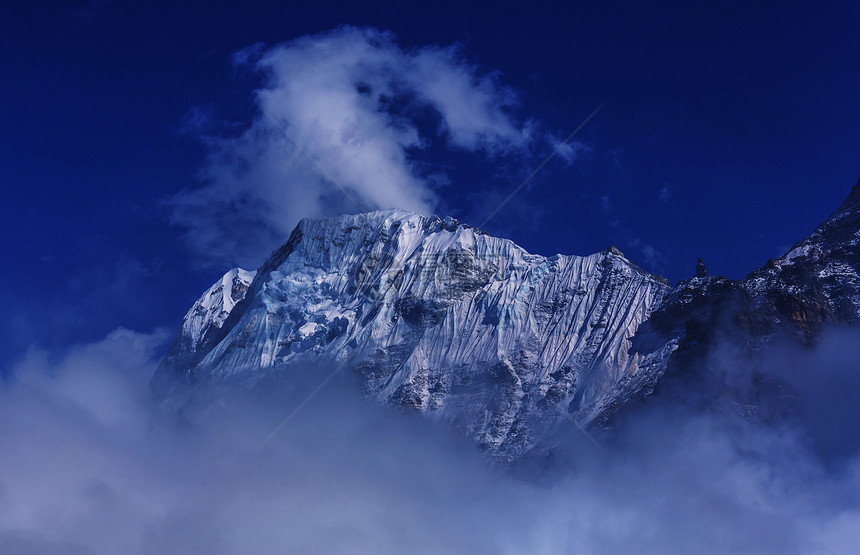 风景优美的山景,坎陈琼加地区,喜马拉雅山,尼泊尔图片