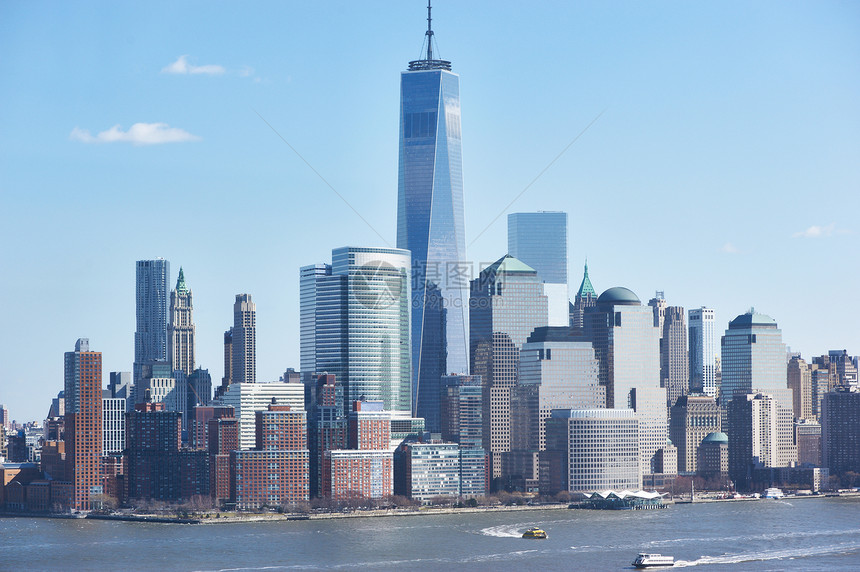 纽约市曼哈顿天际线上的哈德逊河新泽西观看图片