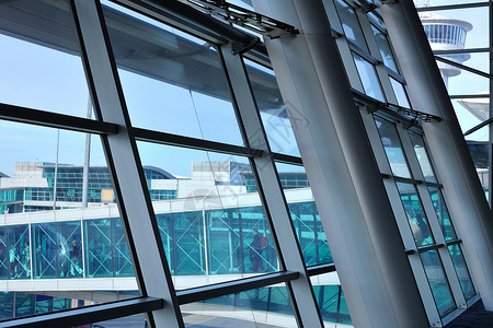 机场室内现代金属窗框图片