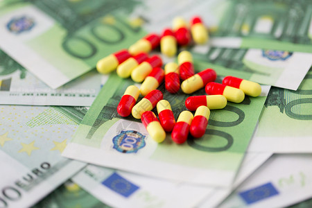 医药金融保健医疗药丸药物欧元现金货币高清图片素材
