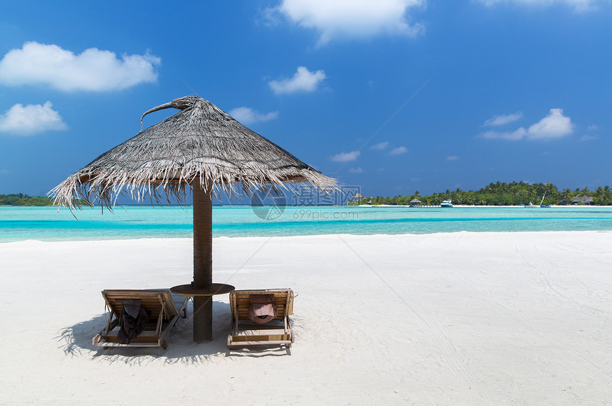旅行,旅游,假期暑假的帕拉帕日光浴海洋天空上马尔代夫海滩图片