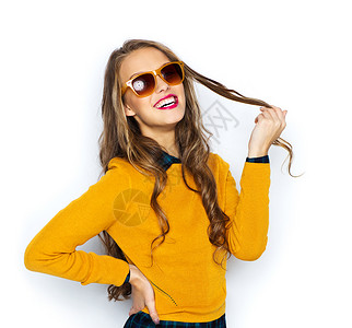 人,风格时尚快乐的轻女人少女穿着休闲服装太阳镜摆姿势高清图片素材