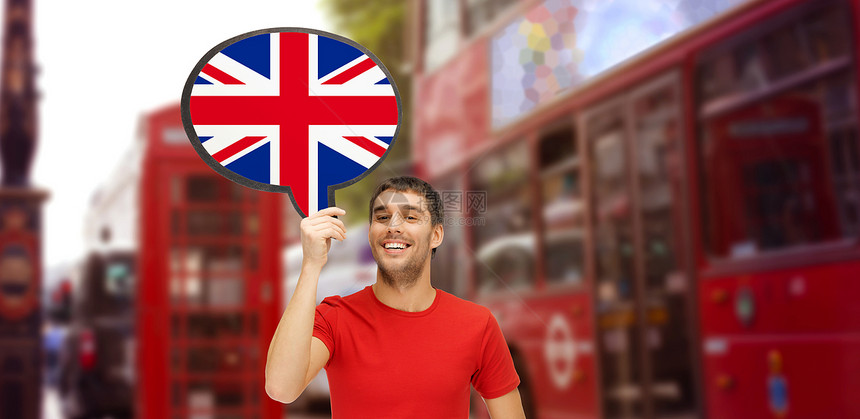 外语,英语,旅游,人与沟通的微笑的轻人着英国的文字泡沫伦敦城市街道的背景图片