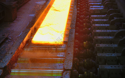 钢铁厂的热板滚筒高清图片素材