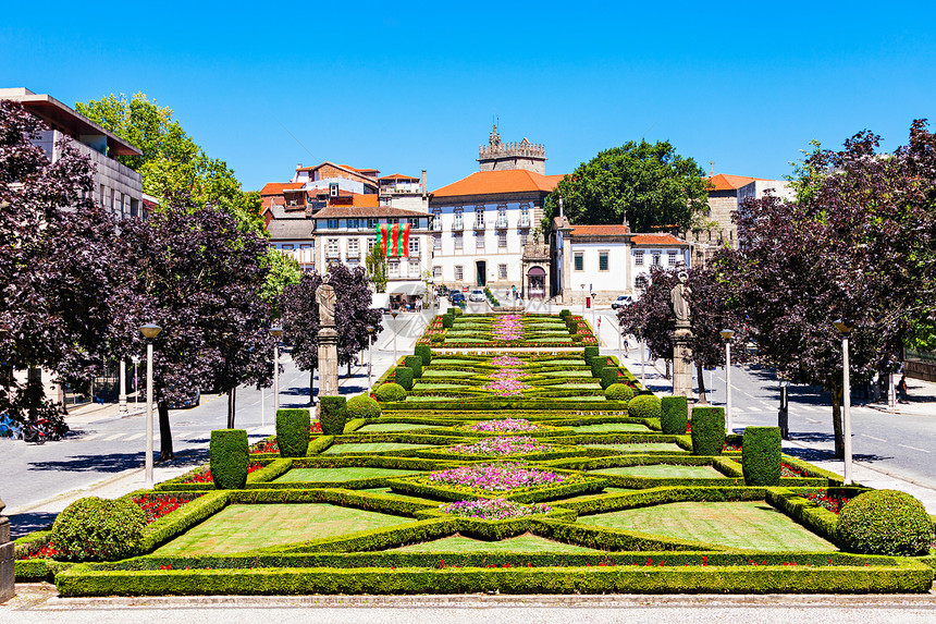 花园附近的诺萨森霍拉达康索拉卡奥多斯桑托斯帕托斯教堂索瓜尔特教堂吉马拉,葡萄牙图片