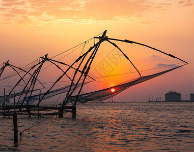 科奇中国渔网日落科钦堡,科奇,喀拉拉邦,印度图片