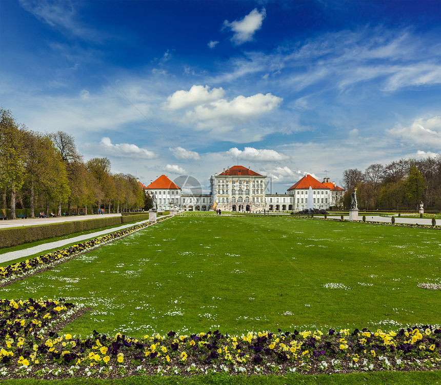 伟的帕特尔巴洛克花园尼姆芬堡宫殿的后景慕尼黑,巴伐利亚,德国图片