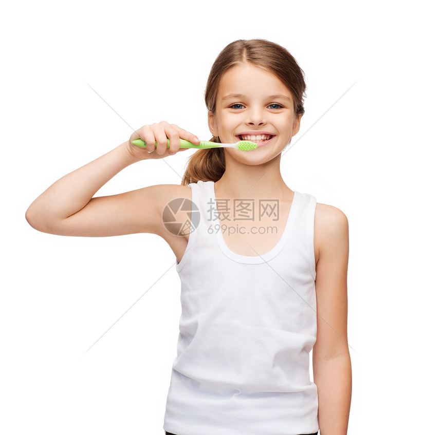 衬衫,健康,口腔卫生,牙科微笑的十几岁女孩穿着空白白衬衫刷牙图片