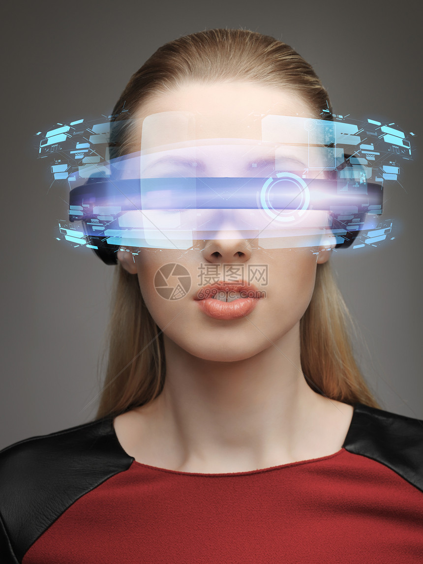 未来,技术,商业人的美丽的女人未来的眼镜