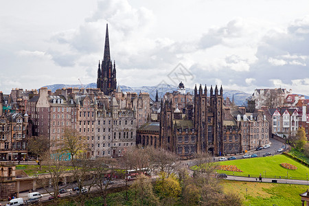 爱丁堡城市景观与斯科特纪念碑苏格兰英国图片