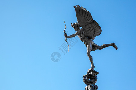 厄洛斯丘比特雕像皮卡迪利马戏,伦敦,英国高清图片