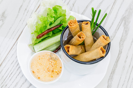 泰国中国传统油炸春卷食品图片