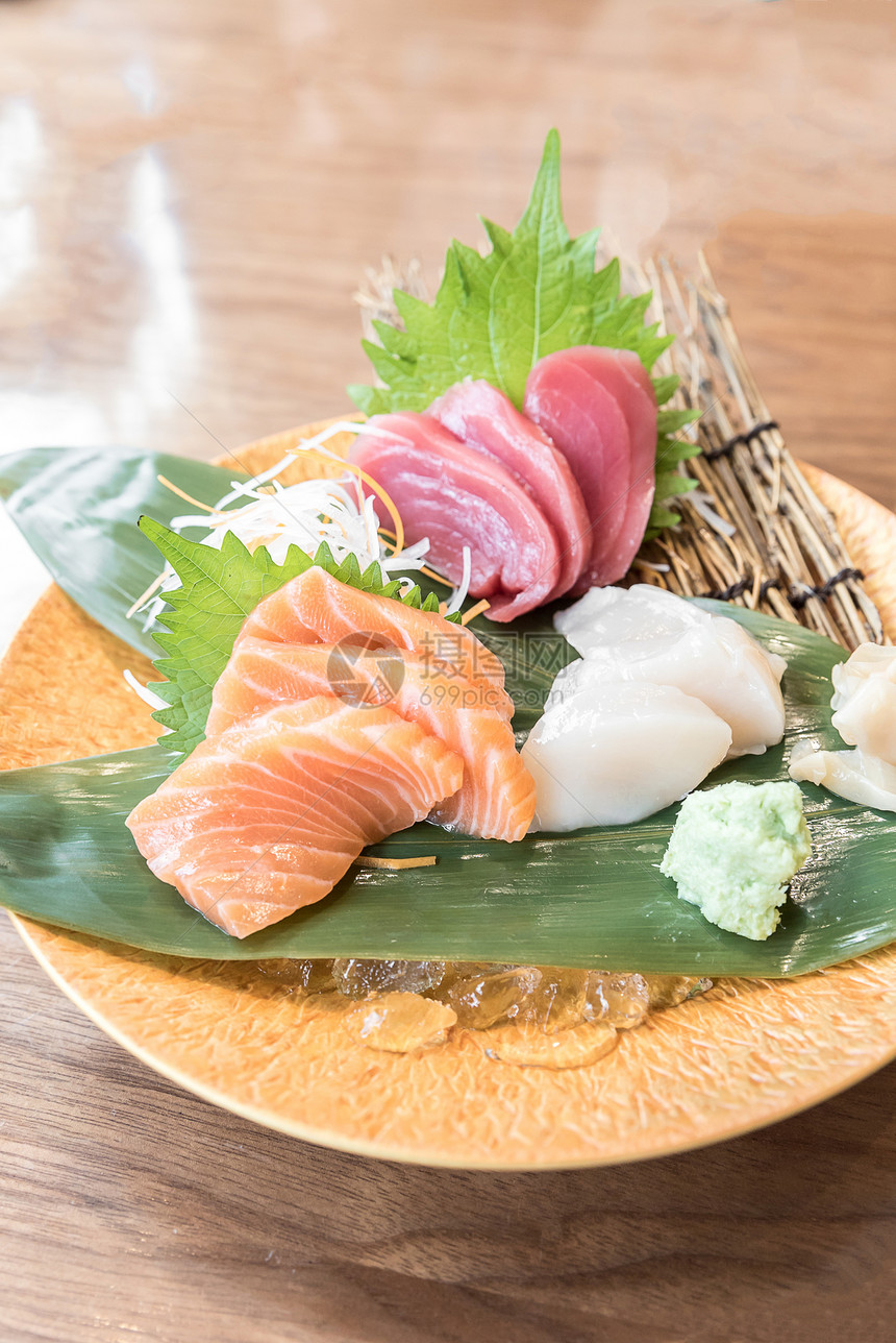 生鱼片日本料理图片