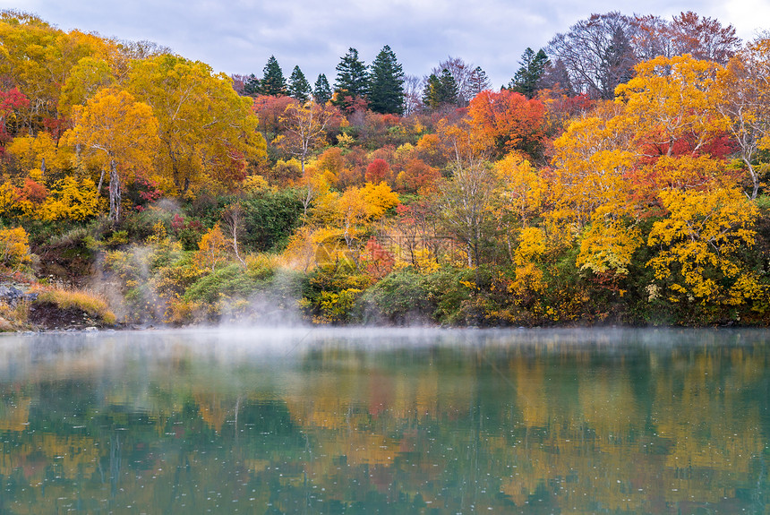 秋林温泉湖吉古努马,哈科达青森东北日本图片