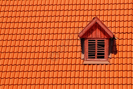 橙色屋顶窗户图片