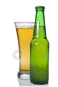 啤酒瓶璃隔离白色图片