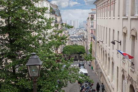 巴黎蒙马特住宅区的屋顶蒙马特住宅区的屋顶背景图片