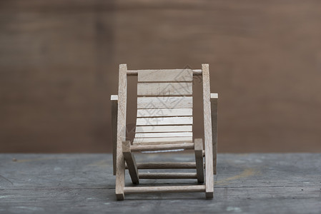 木椅模型展览的小木制模型椅子背景