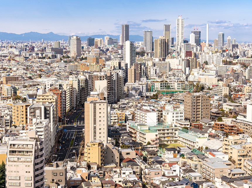 东京新宿病房的东京天际线摩天大楼的鸟瞰图取自东京邦约市民中心天文台天空台图片